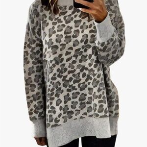 Gray Leopard Print Women's Sweatshirt
